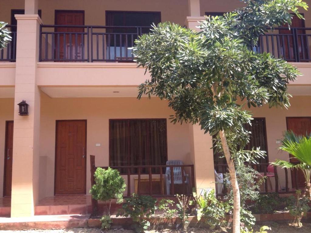Bank Guest House Haad Rin Exterior photo