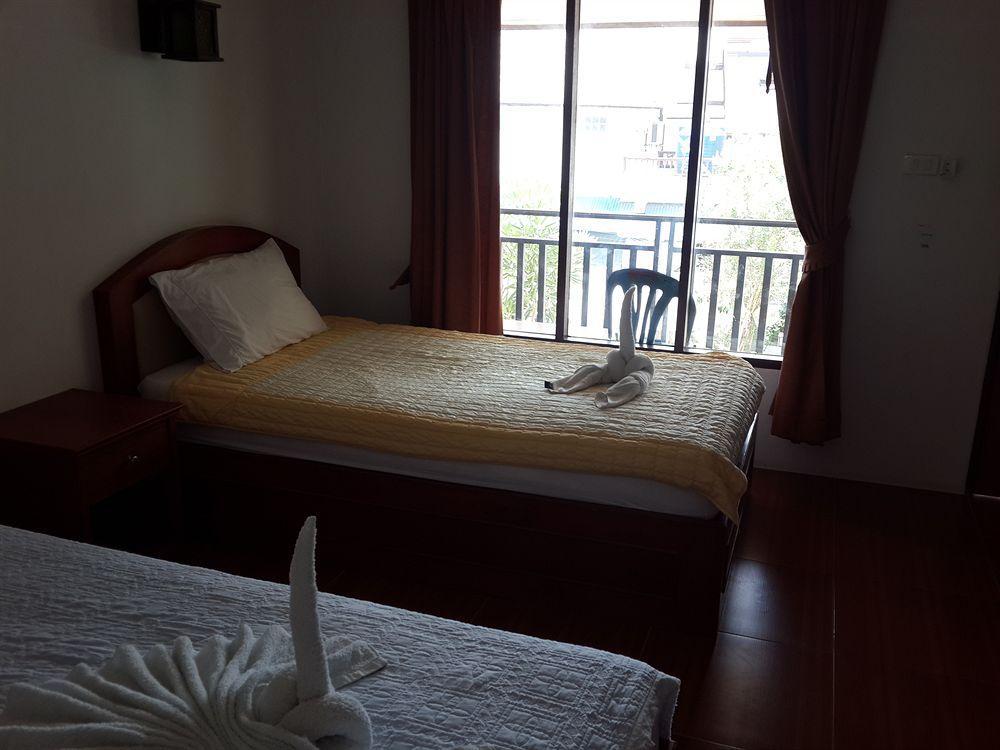 Bank Guest House Haad Rin Exterior photo